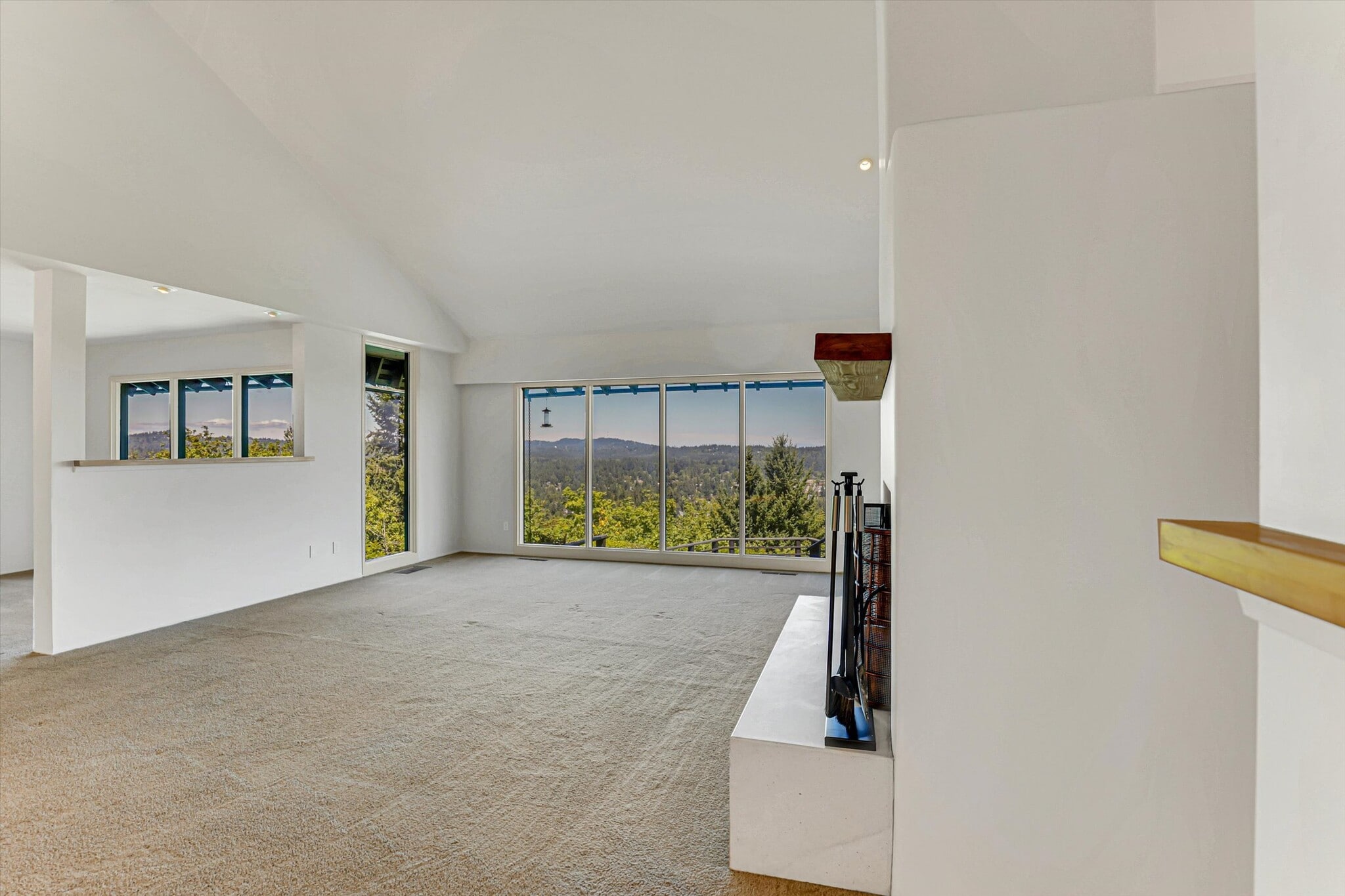 Building Photo - 17642 Upper Cherry Ln