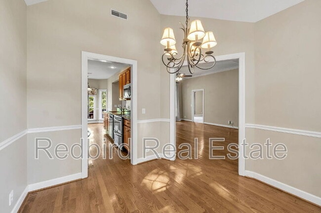 Building Photo - 2794 Warwick Ct