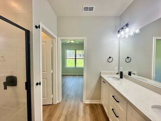 Building Photo - Tour Today! New Construction 4 Bed 2 Bath Triplex!