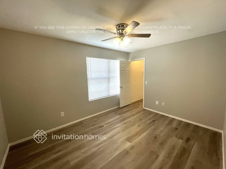 Building Photo - 1429 S Crossbow Ct