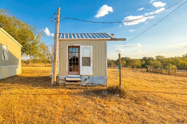 Building Photo - 645 Old Luling Rd