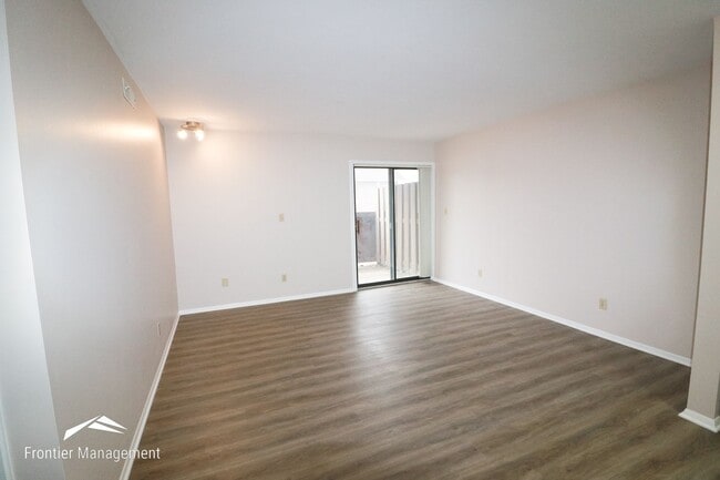 Building Photo - 1500 McCain Ln