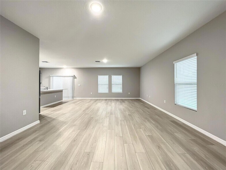Building Photo - 7540 Freesia Trce