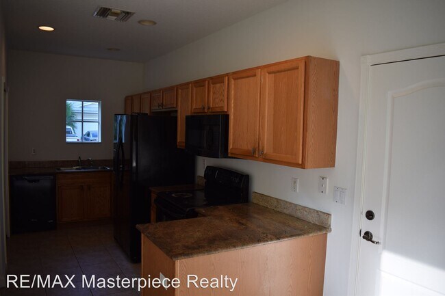 Building Photo - 4 br, 2.5 bath House - 2709 Creekside Dr
