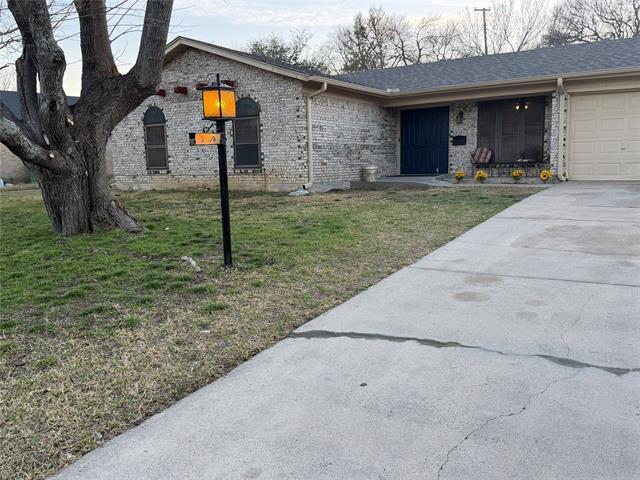 Building Photo - 3709 Wendell Dr