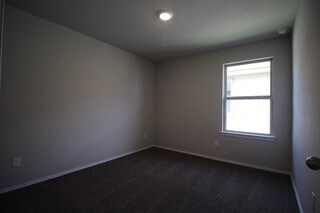 Building Photo - 217 Rockbridge Dr