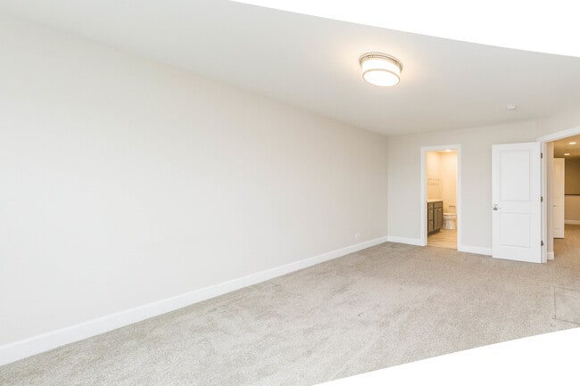 Building Photo - 10723 Clock Tower Dr