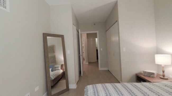 Building Photo - 207 N Garland Ct