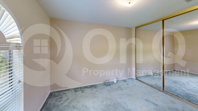 Building Photo - 2212 Canyon Valley Trail