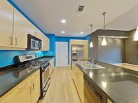 Building Photo - 5055 Addison Cir