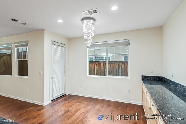 Building Photo - 5 br, 3 bath House - 334 Pacifica Drive, B...
