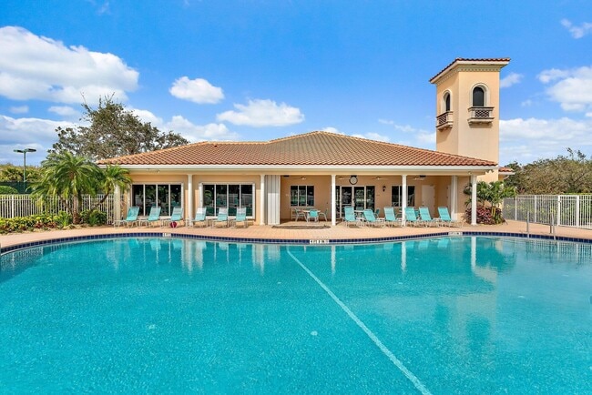 Building Photo - 9083 SE Hawks Nest Ct