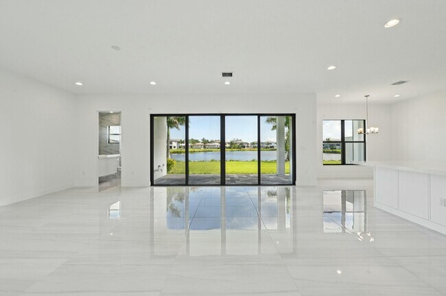 Building Photo - 8107 Crystal Downs Ave