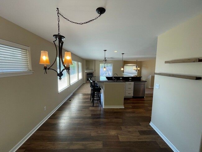 Building Photo - 3511 Cedar Glen Way