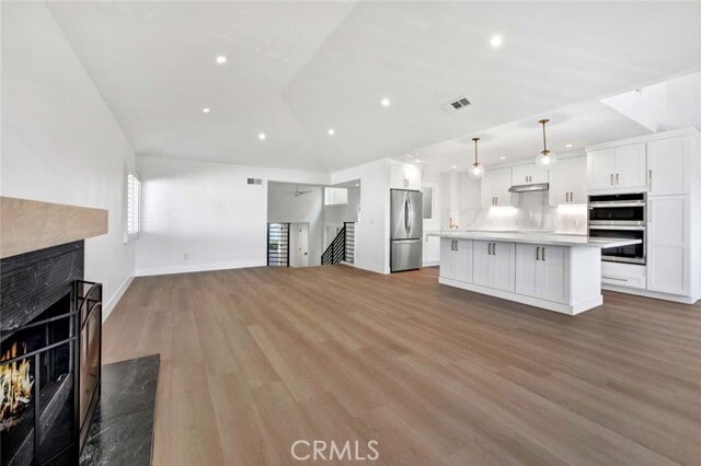 Building Photo - 804 Gardenia Way