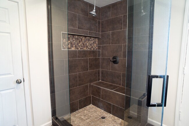Primary Bath Shower - 3650 Sapphire Dr
