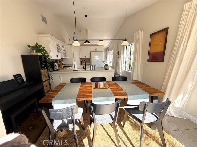 Building Photo - 12399 Blazing Star Ct