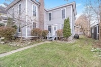 Building Photo - 416 Oak St- 4/5 Bedroom Duplex near WMU Ca...