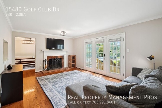 Building Photo - 15480 Golf Club Dr