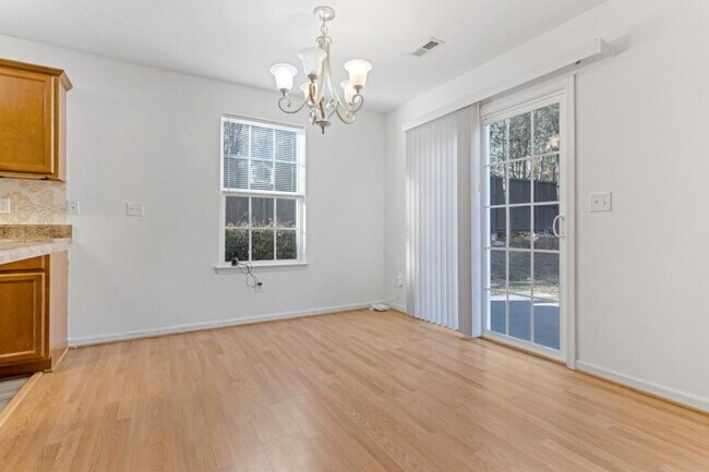 Building Photo - 301 Carnahan Dr