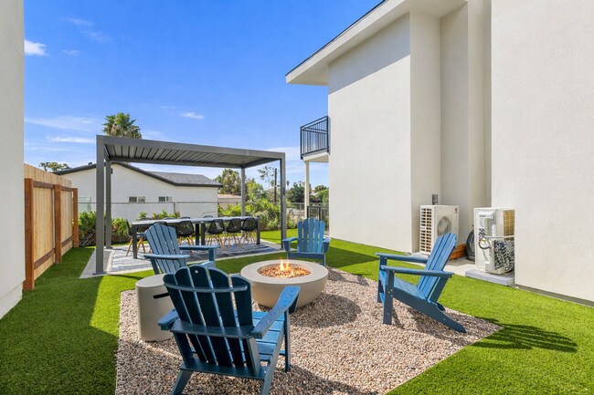 Building Photo - Brand new!