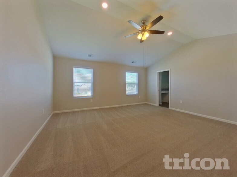 Building Photo - 286 Belcaro Dr