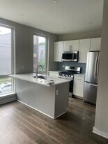 Building Photo - 2409 Ridge Ave