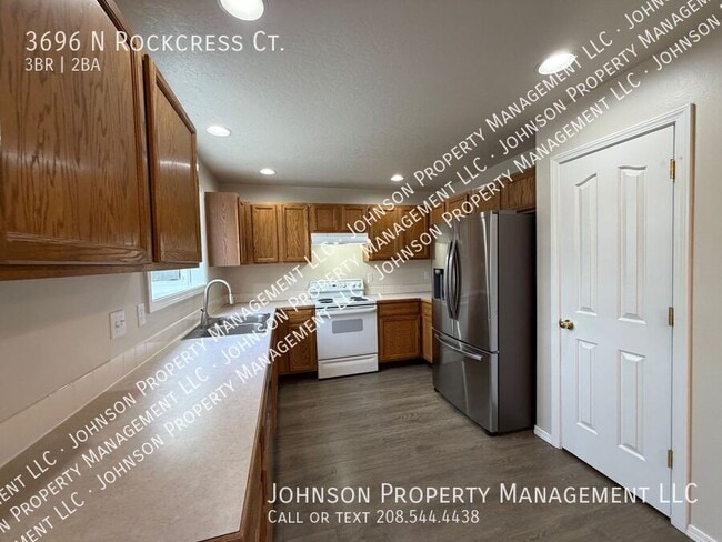 Building Photo - 3696 N Rockcress Ct