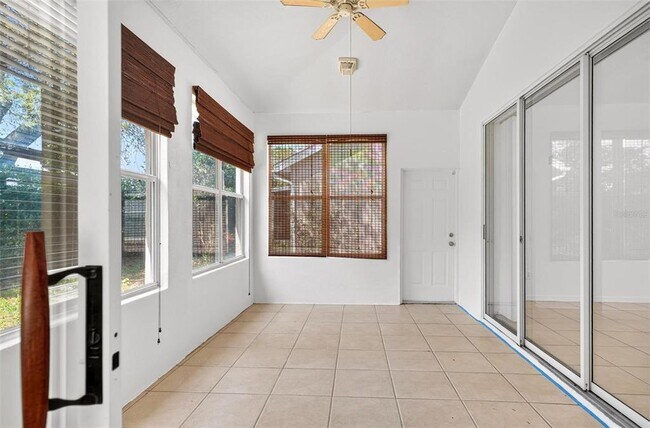 Building Photo - 7006 Pine Hollow Dr