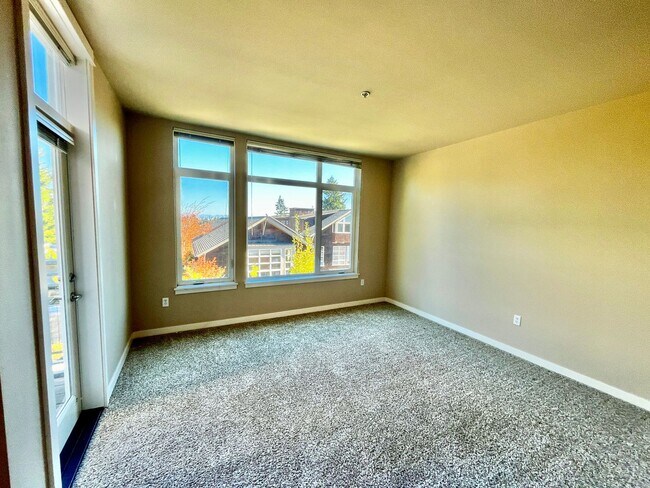 Building Photo - Harbor Square Condo in the Heart of Winslow