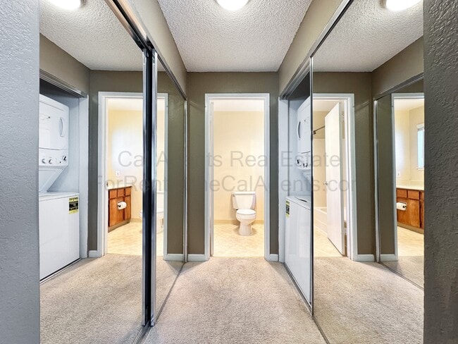 Building Photo - 29621 Red Oak Ct