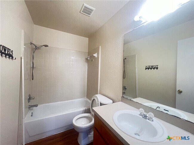 Building Photo - 4200 Alan Kent Dr