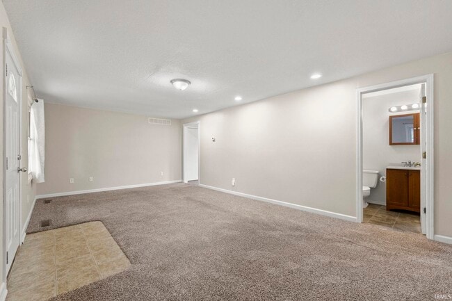 Building Photo - 2606 Sandarac Ln