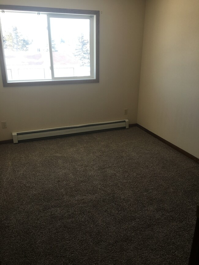 Building Photo - Kaeding Apartments - 337