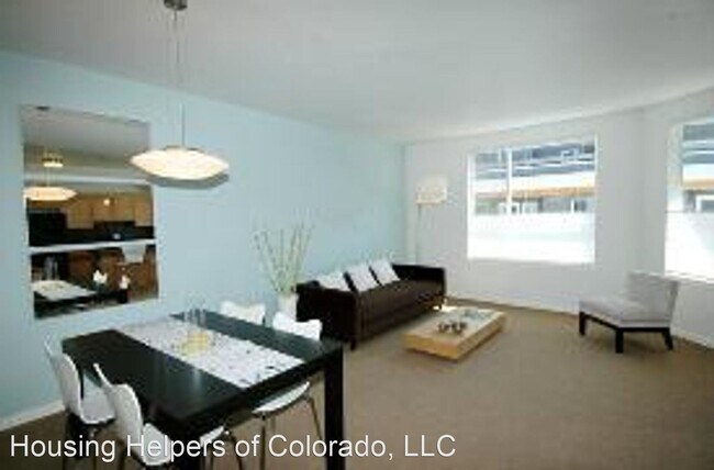 Building Photo - 2 br, 2.5 bath House - 2830 East College A...