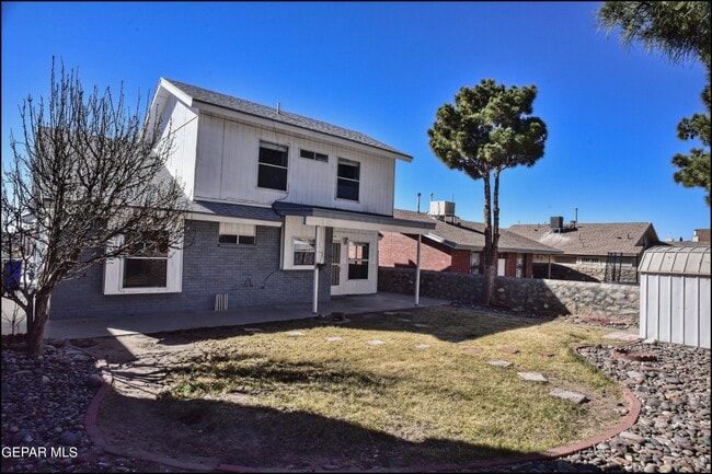 Building Photo - 12107 Valley Quail Dr