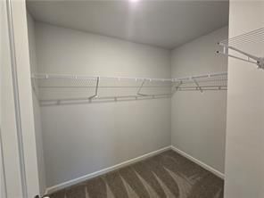 Building Photo - 647 Skye Dr
