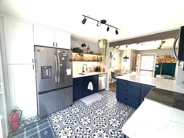 Building Photo - 6174 Otis St