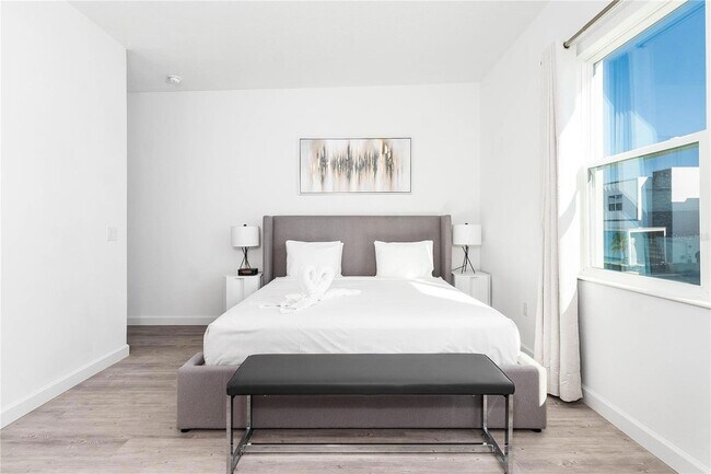 Building Photo - 277 Famagusta Dr