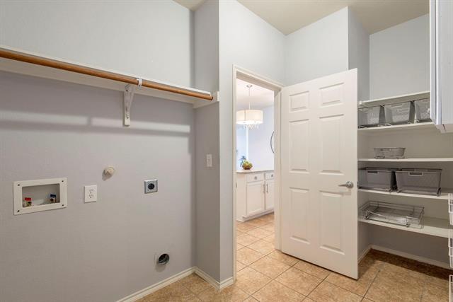 Building Photo - 9728 Hedge Bell Dr