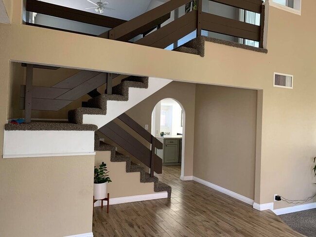 Stairs - 20305 Klyne St