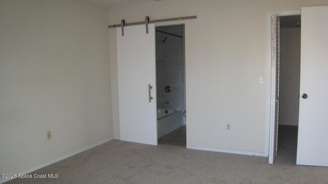 Building Photo - 201 International Dr