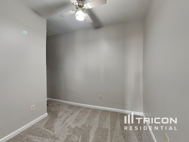 Building Photo - 410 Meadowfield Trail