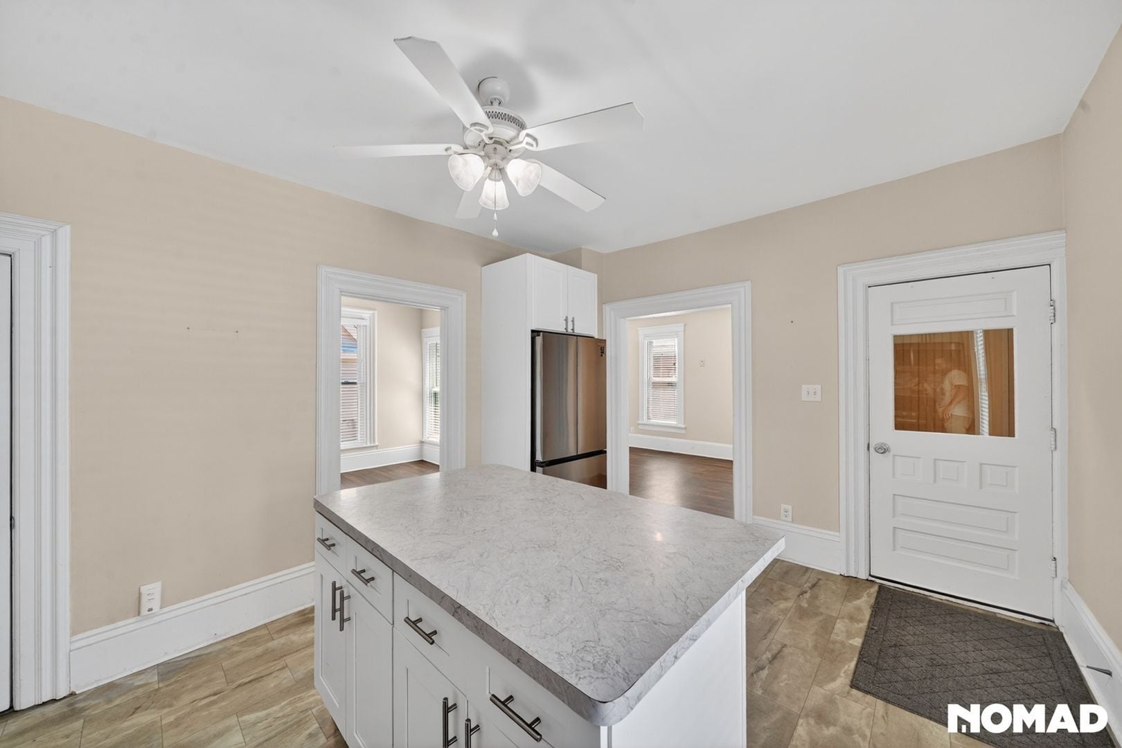 Building Photo - 1855 W 58th St
