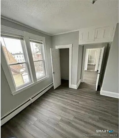 Building Photo - 18 S Whitney St