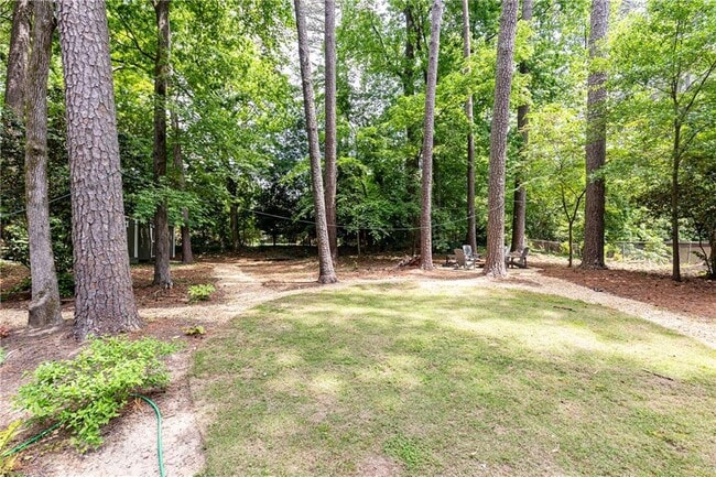 Building Photo - 1443 Fama Dr NE