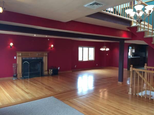 Primary Photo - 16 Putnam St