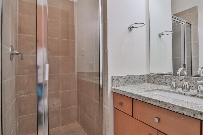 Building Photo - 4405 Austin St