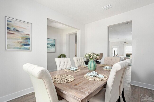 Building Photo - 14342 Gardenglen Dr