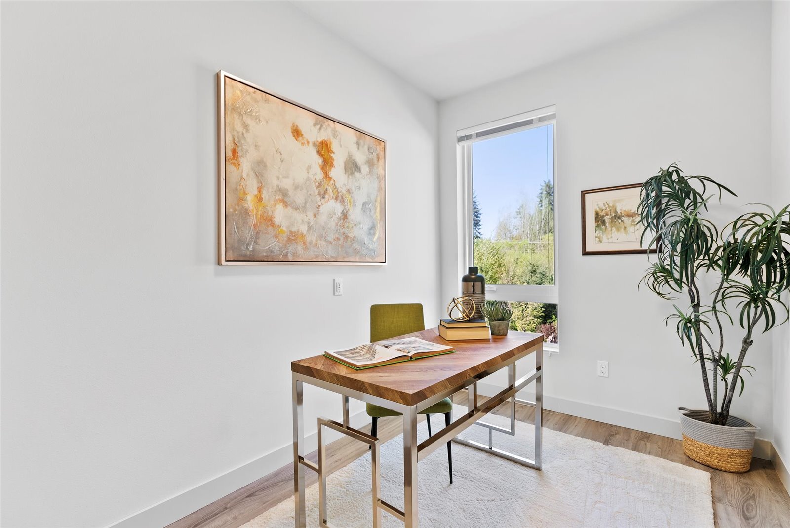 Building Photo - 17905 35th Ave SE